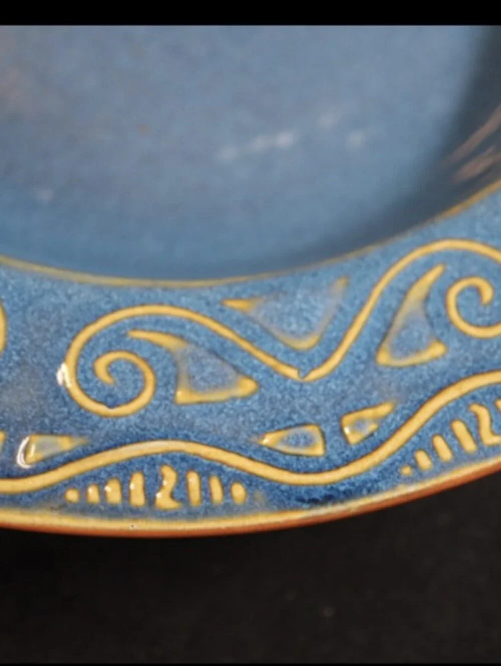 Pier 1 Tunisia Blue with Tan Embossed Scrolls Serving Pasta Salad Bowl 8 ½”